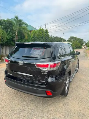 Toyota Highlander 2016 Black