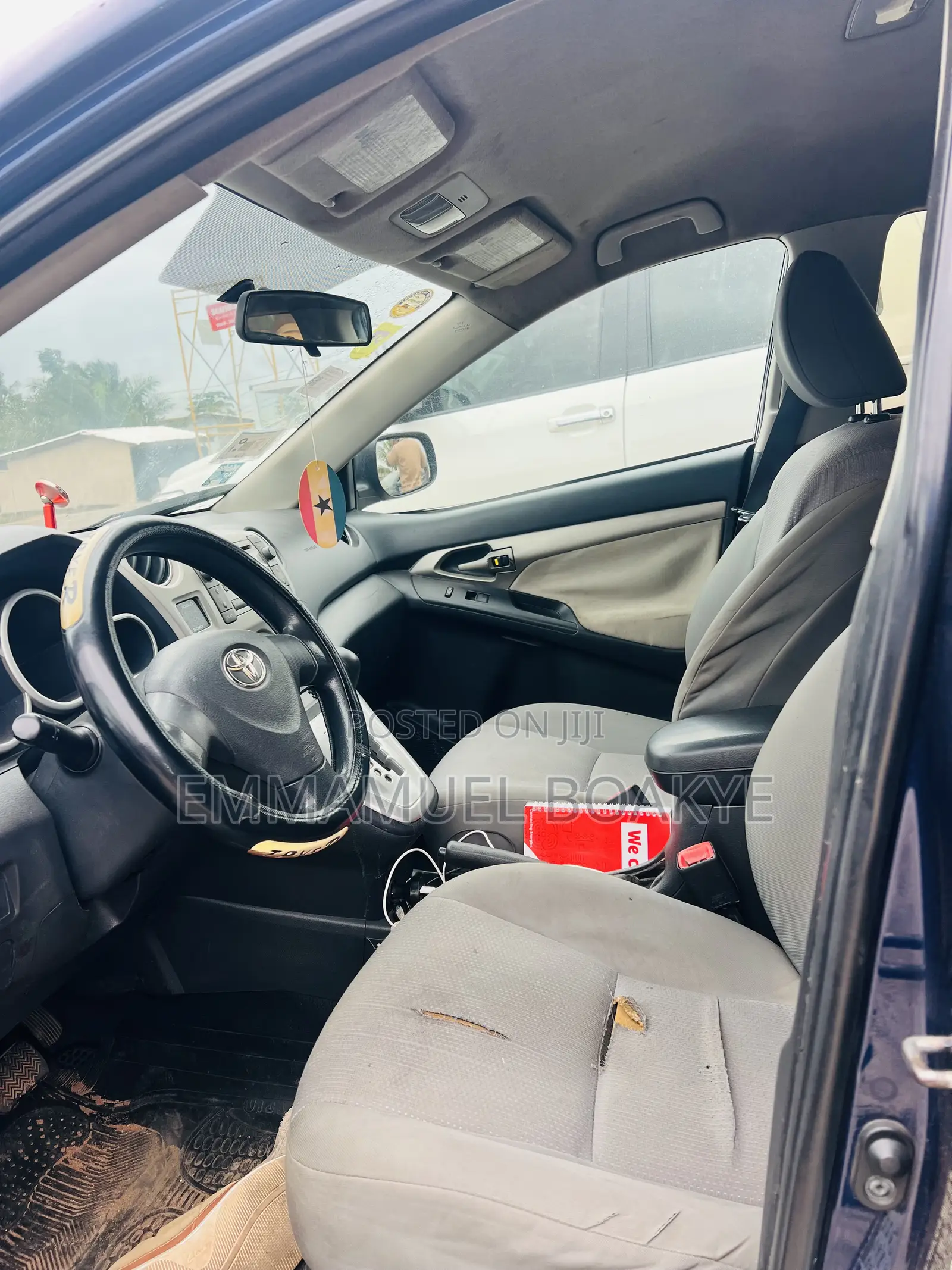 Toyota Matrix Hatchback FWD (1.8L 4cyl 5M) 2009 Blue