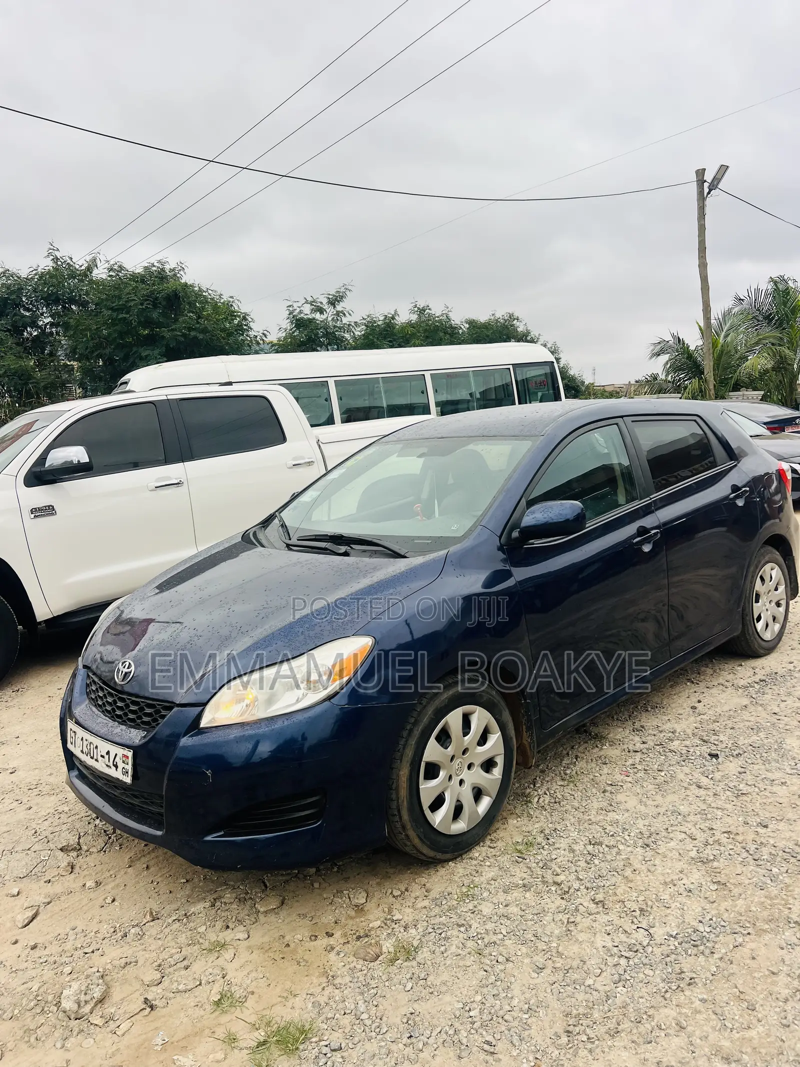 Toyota Matrix Hatchback FWD (1.8L 4cyl 5M) 2009 Blue