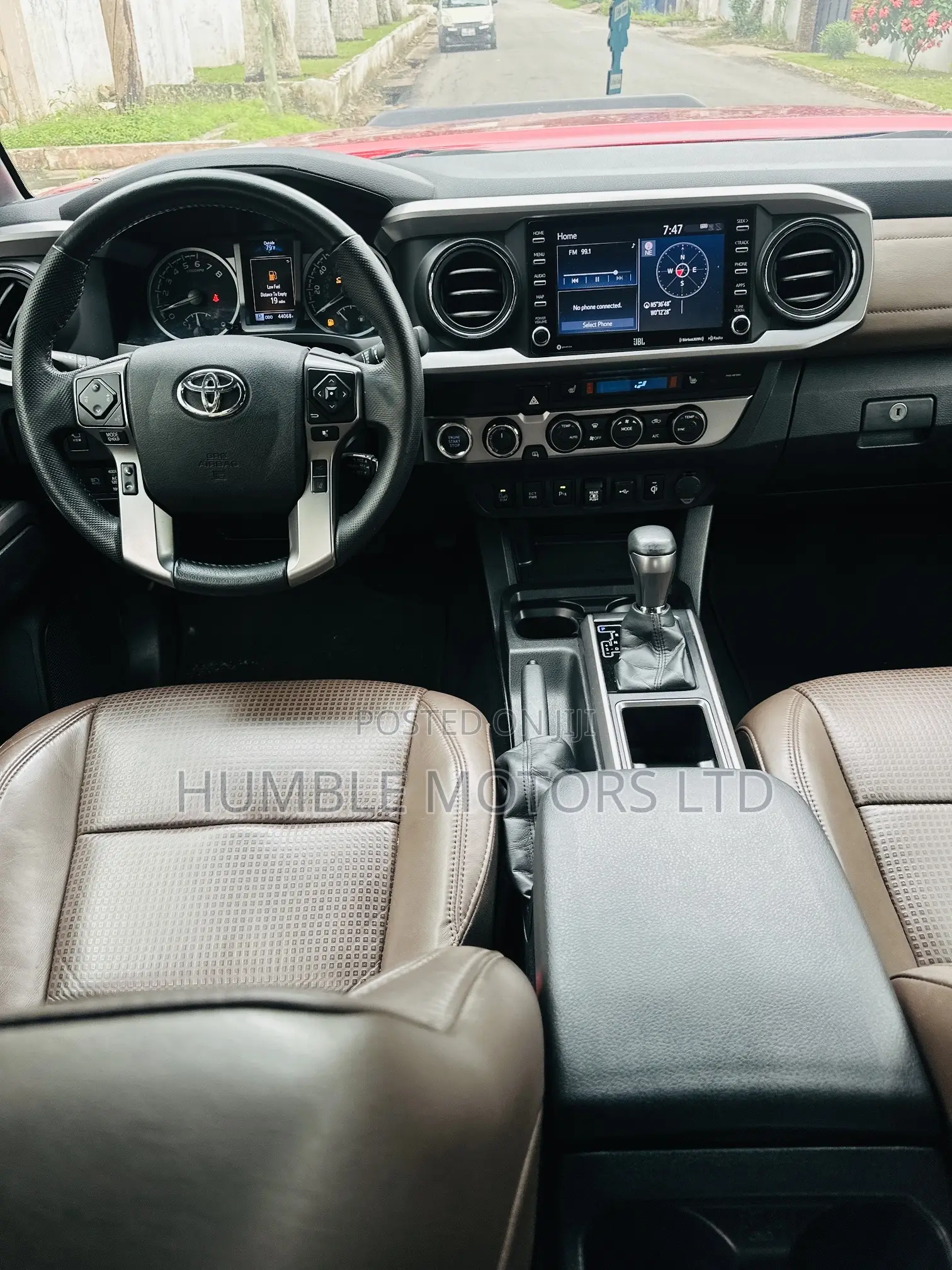 Toyota Tacoma 2020 Red