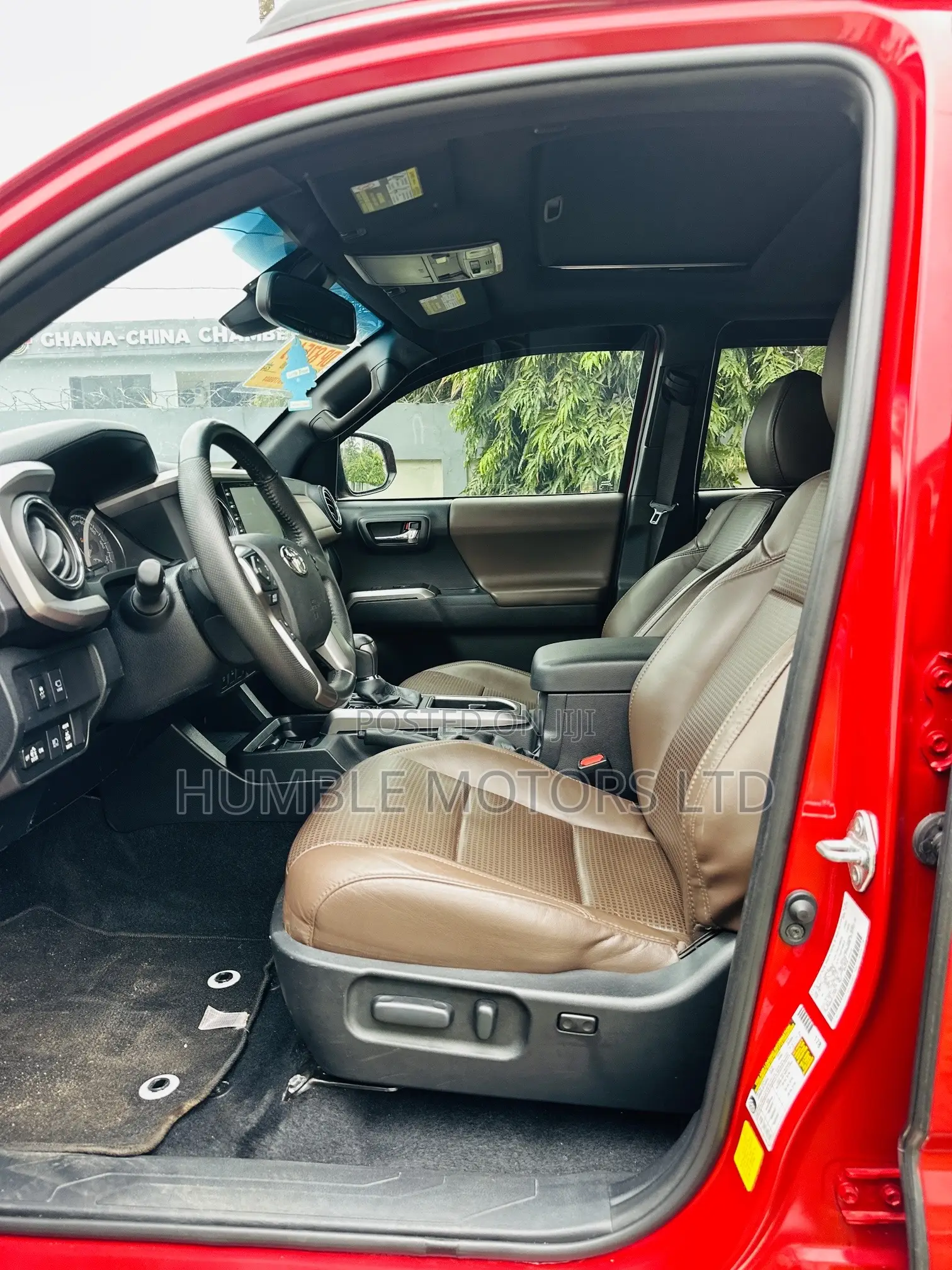 Toyota Tacoma 2020 Red