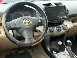 Toyota RAV4 2008 Red