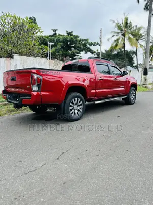 Toyota Tacoma 2020 Red
