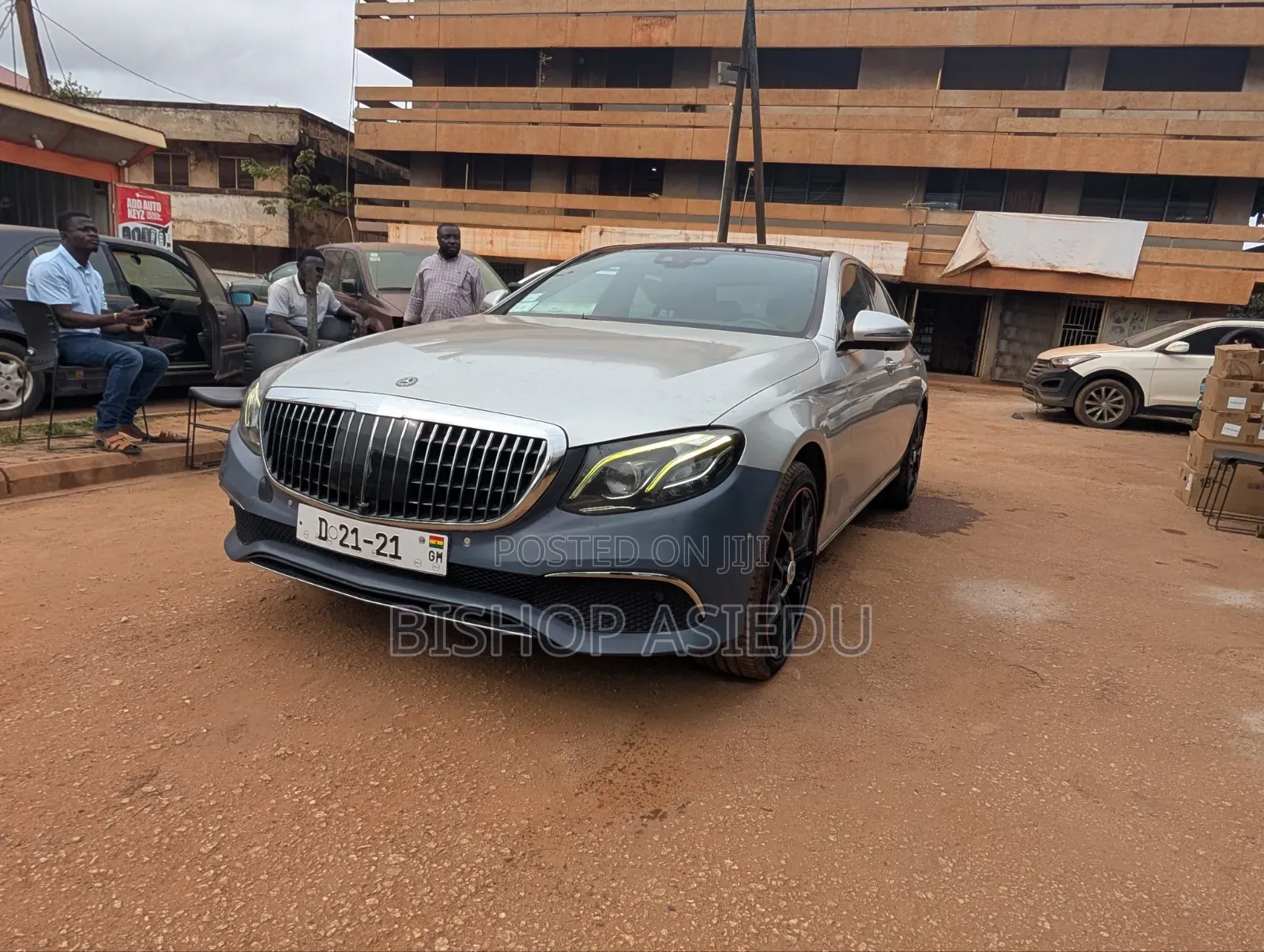 Mercedes-Benz 200E 2020 Gray