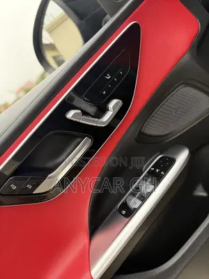 Mercedes-Benz C300 2024 Black