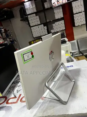 Desktop Computer HP Pavilion 24 8GB Intel Core i7 HDD 1T