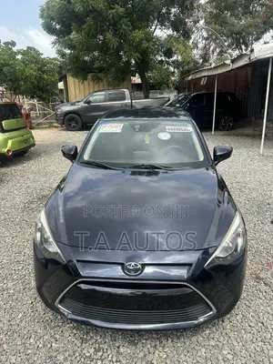 Toyota Yaris iA 1.5 FWD 2018 Gray