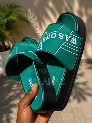 Unisex Fashion Slippers -Quality Affordable