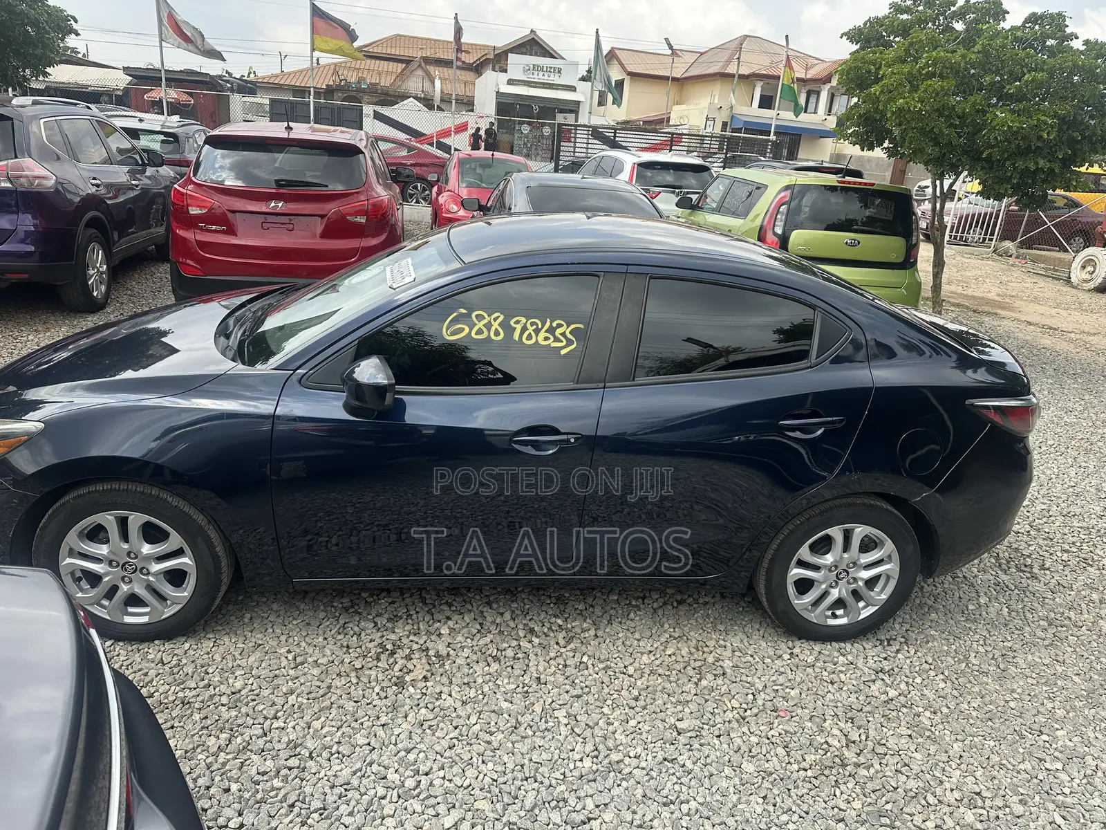 Toyota Yaris iA 1.5 FWD 2018 Gray