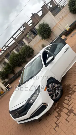 Honda Civic EX Sedan 2019 White