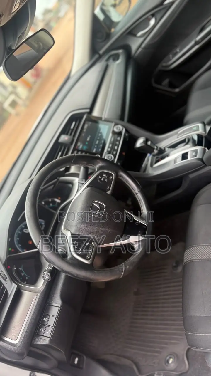 Honda Civic EX Sedan 2019 White