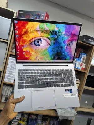 Laptop HP ZBook Firefly 16inch G9 32GB Intel Core i7 SSD 1T