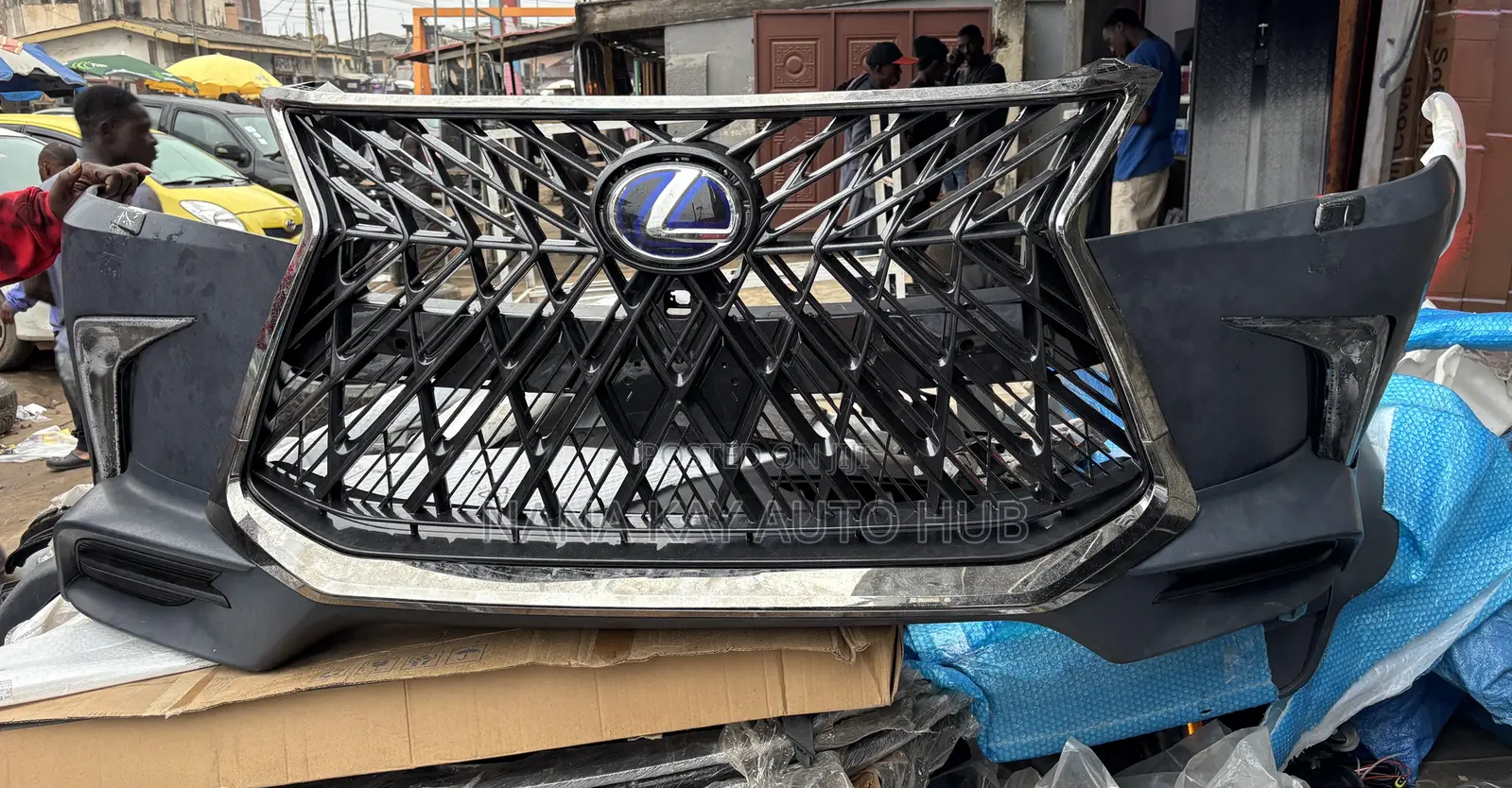 Lexus LX570 2016,2017,2018,2019,2020 Complete Front Bumper