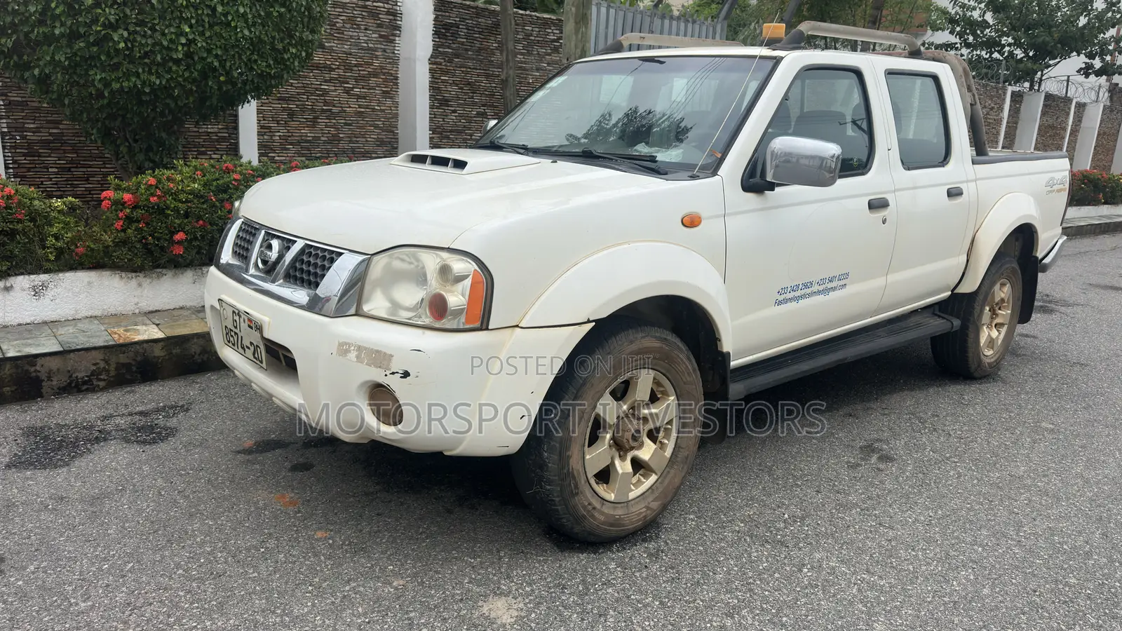Nissan Hardbody 2018 White