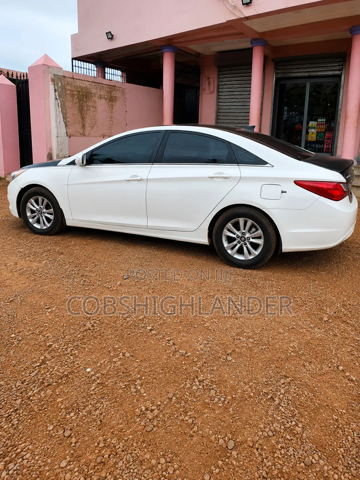 Hyundai Sonata SE 2.0T Sedan FWD (2.0L 4cyl 6A) 2012 White