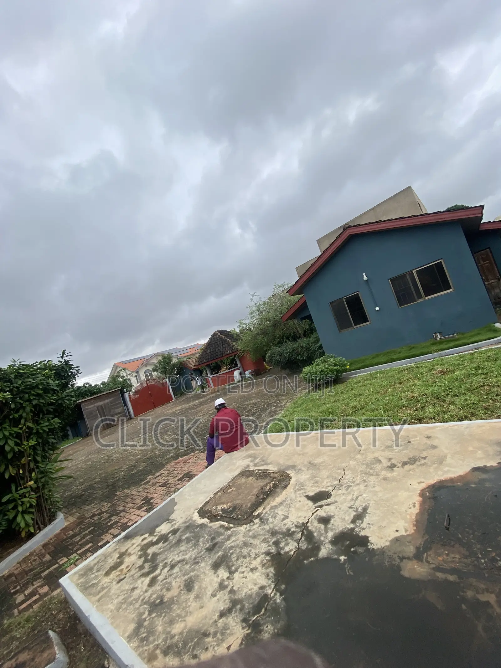 8bdrm House in Click Properties, Ability for rent