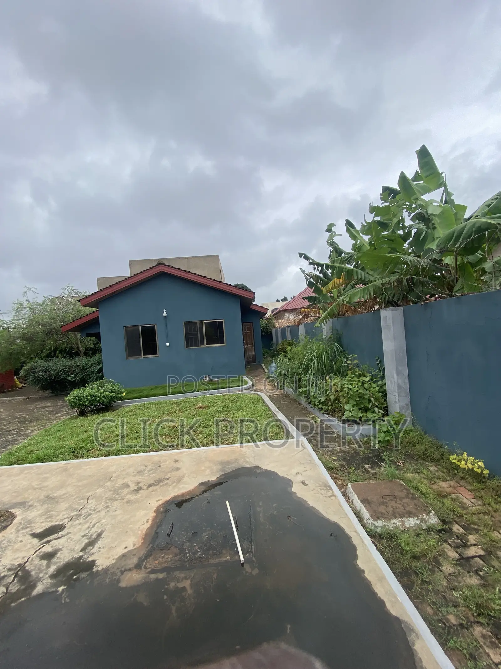 8bdrm House in Click Properties, Ability for rent