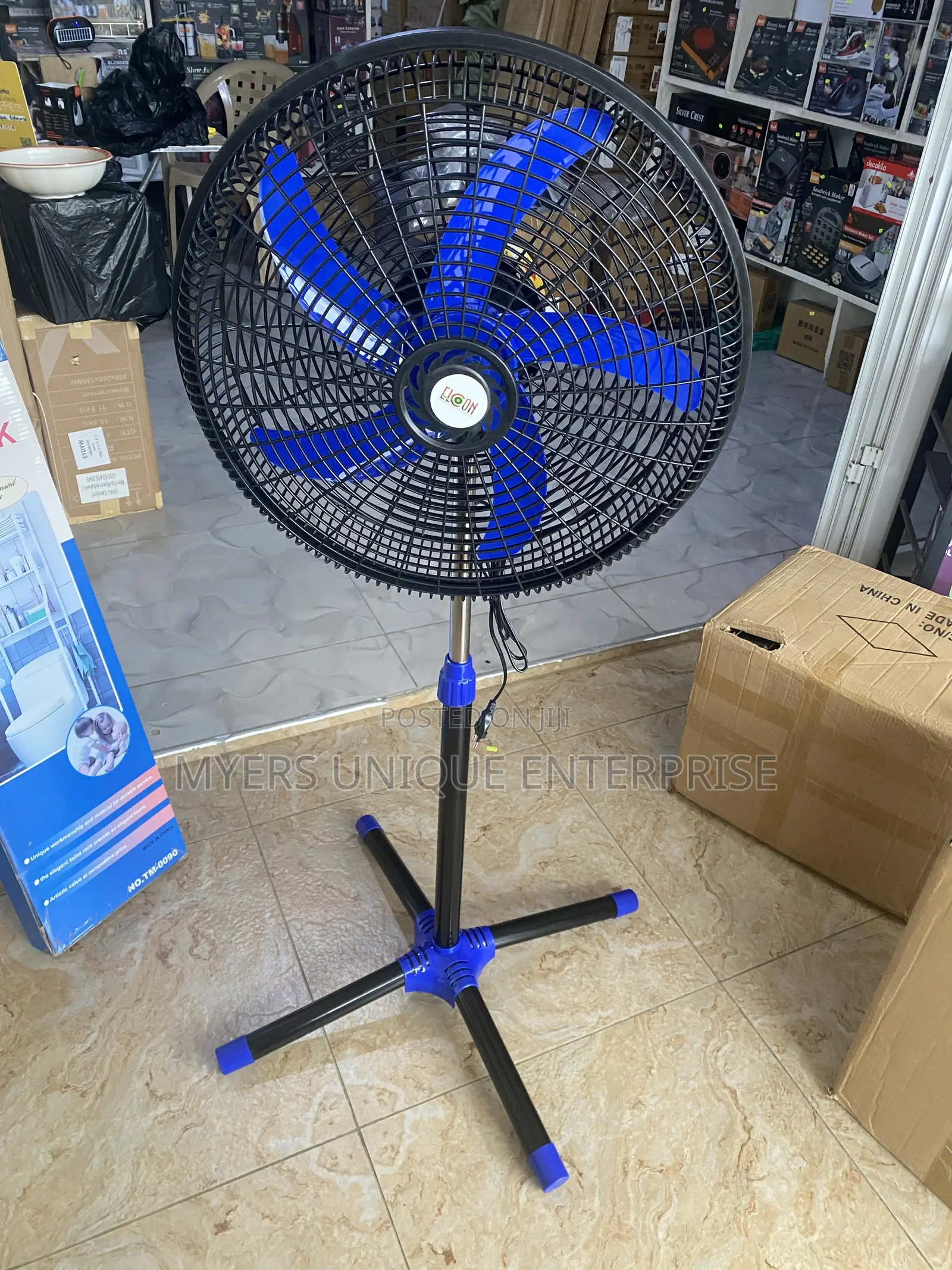 18 Inch Standing Fan With Oscillation Function