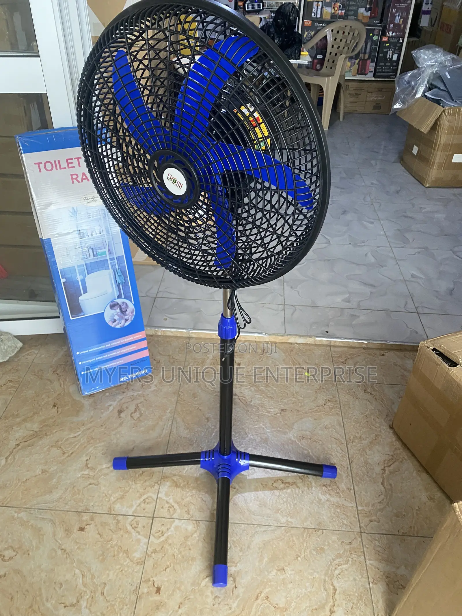 18 Inch Standing Fan With Oscillation Function