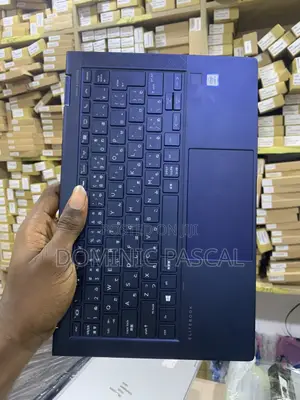 Laptop HP Dragonfly G2 8GB Intel Core i5 SSD 256GB
