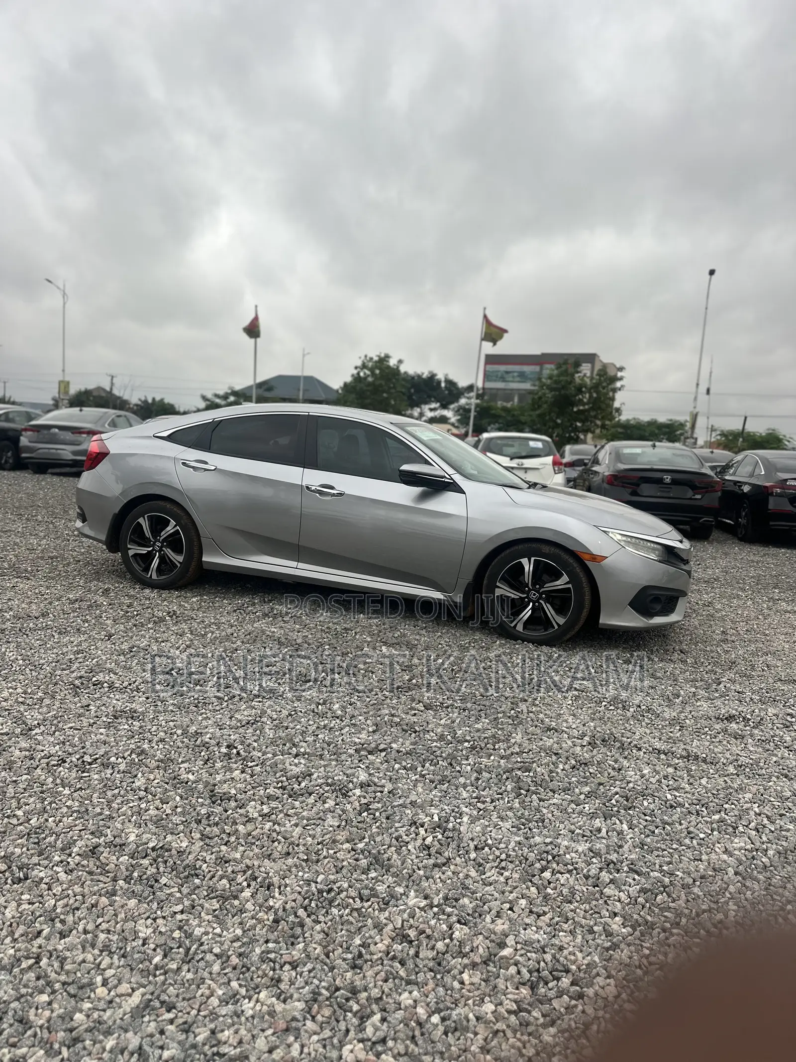 Honda Civic Touring 4dr Sedan (1.5L 4cyl) 2017 Silver