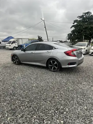 Honda Civic Touring 4dr Sedan (1.5L 4cyl) 2017 Silver