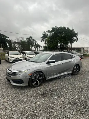 Honda Civic Touring 4dr Sedan (1.5L 4cyl) 2017 Silver
