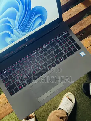 Laptop HP 250 G7 8GB Intel Core i5 SSD 256GB