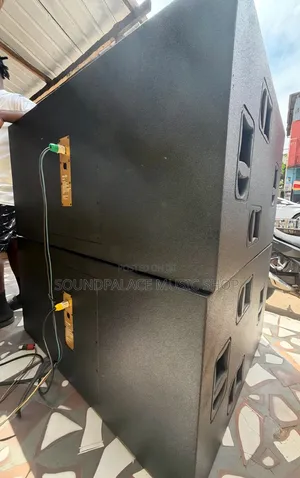 RCF TT+ Passive, Double 18-Inch Bass Reflex Subwoofer/ Speakers