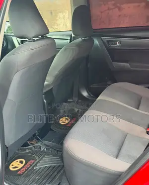 Toyota Corolla LE Eco (1.8L 4cyl 2A) 2019 Red