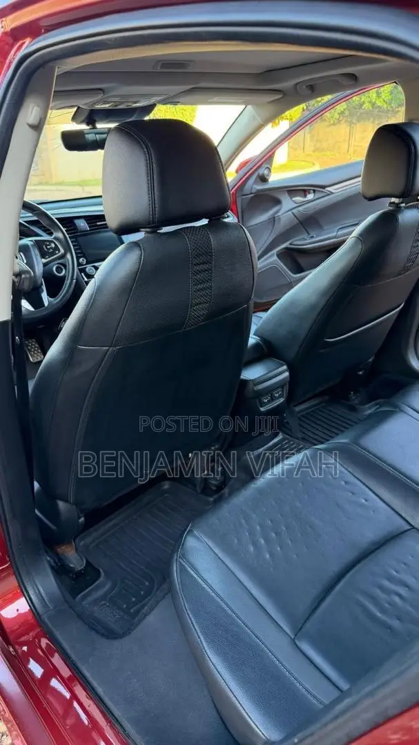 Honda Civic 2020 Red