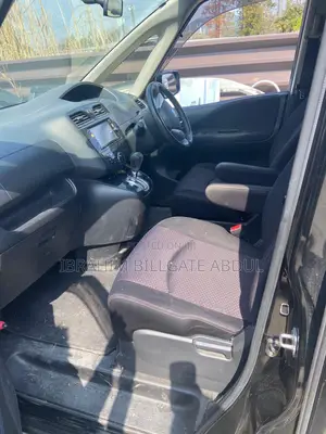 Nissan Serena 2012 Black