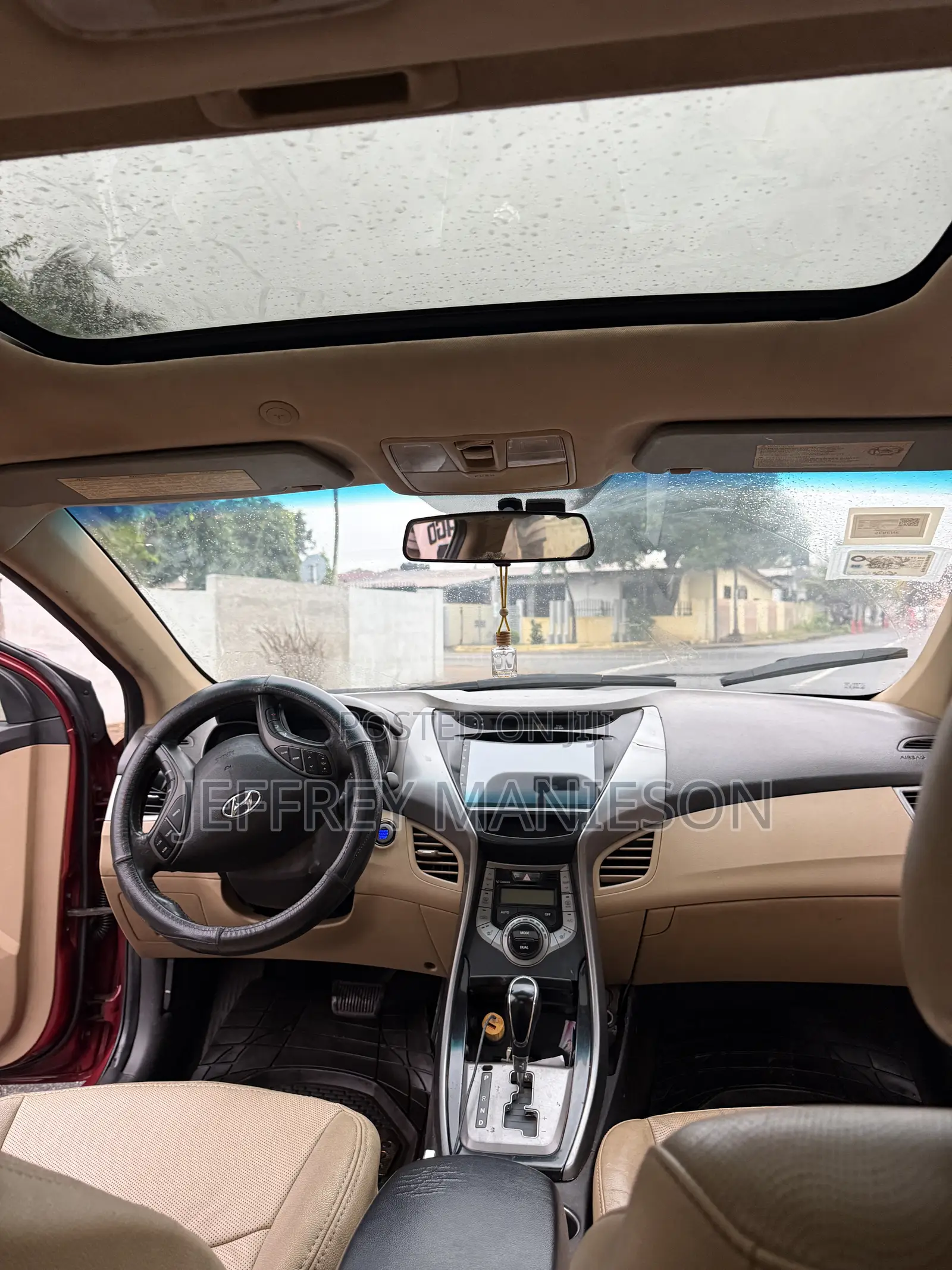 Hyundai Elantra Limited Sedan FWD (1.8L 4cyl 6A) 2013 Red