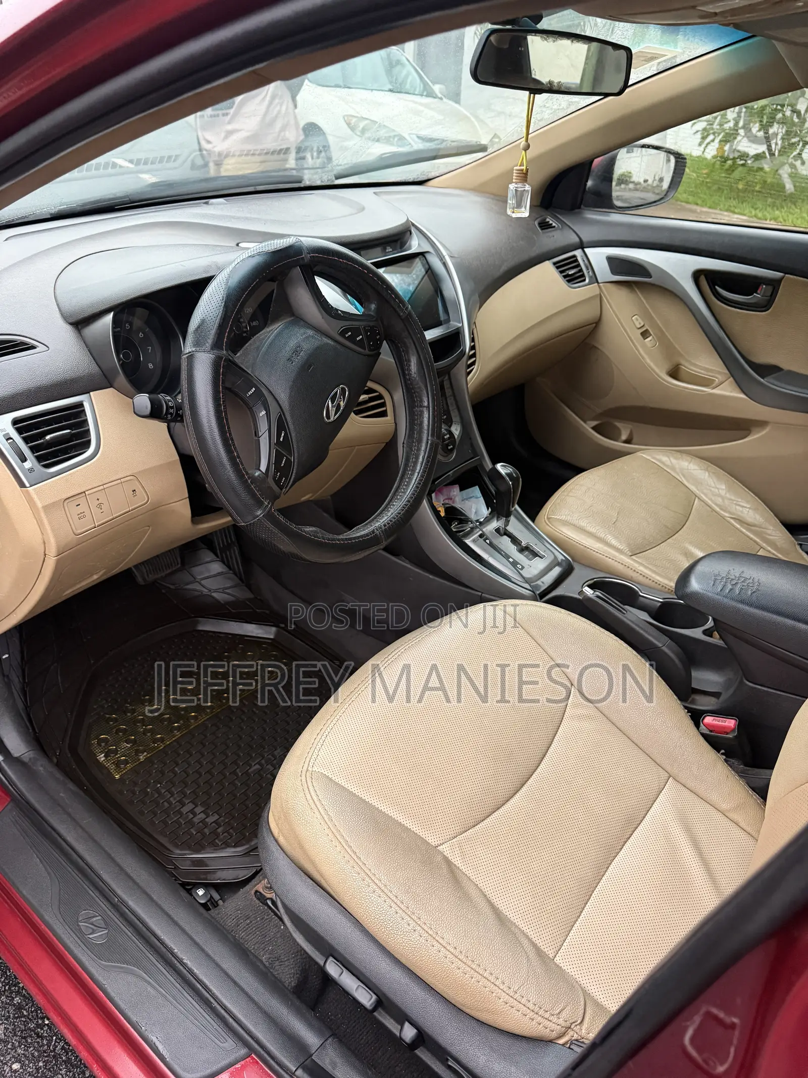 Hyundai Elantra Limited Sedan FWD (1.8L 4cyl 6A) 2013 Red