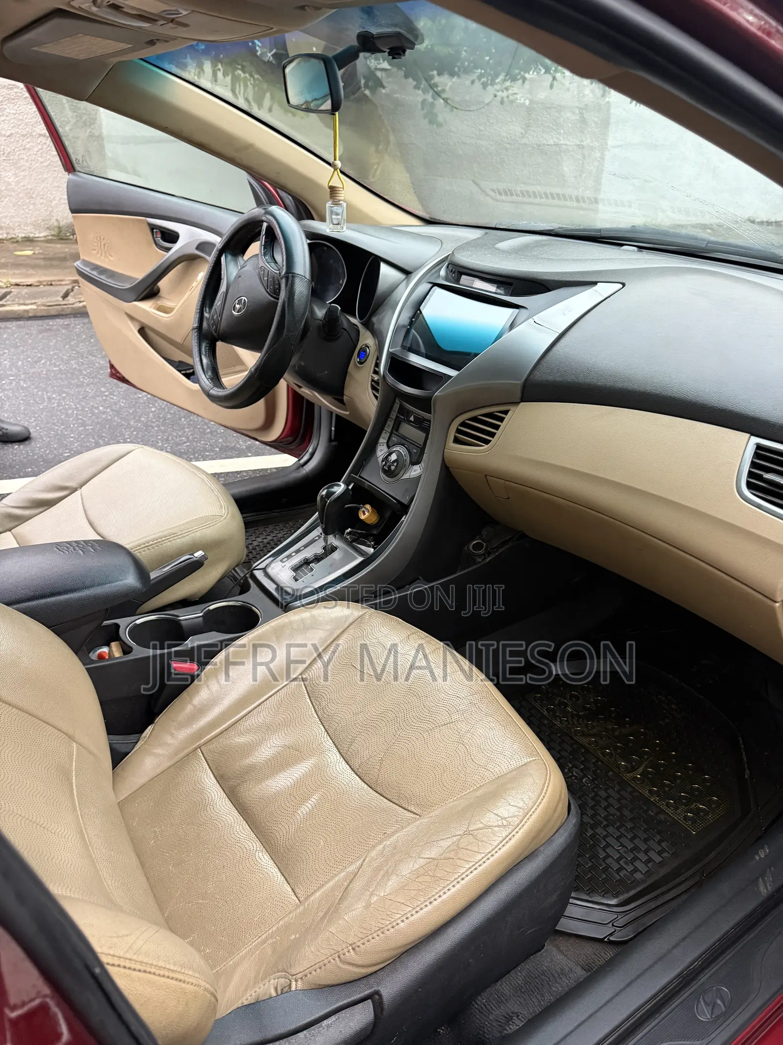 Hyundai Elantra Limited Sedan FWD (1.8L 4cyl 6A) 2013 Red