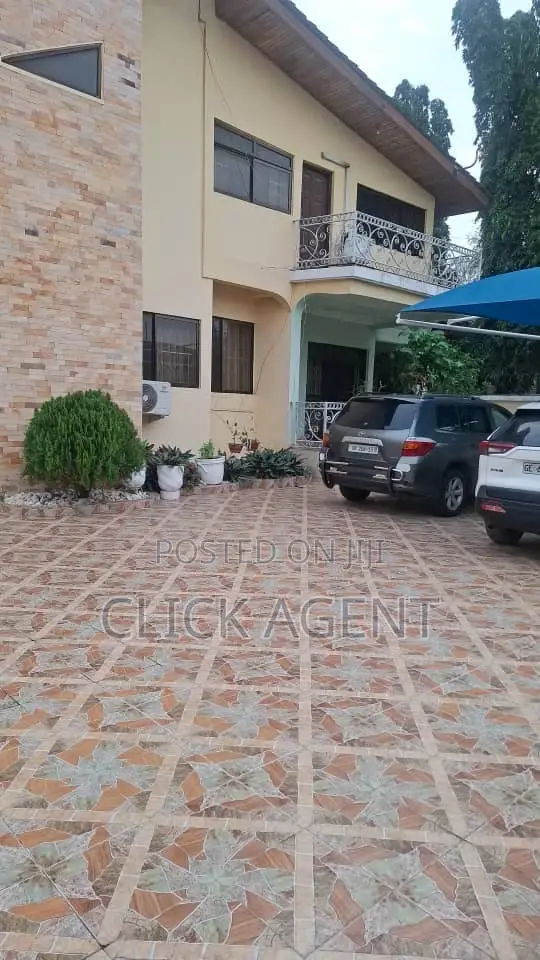 5bdrm House in East Legon American for rent