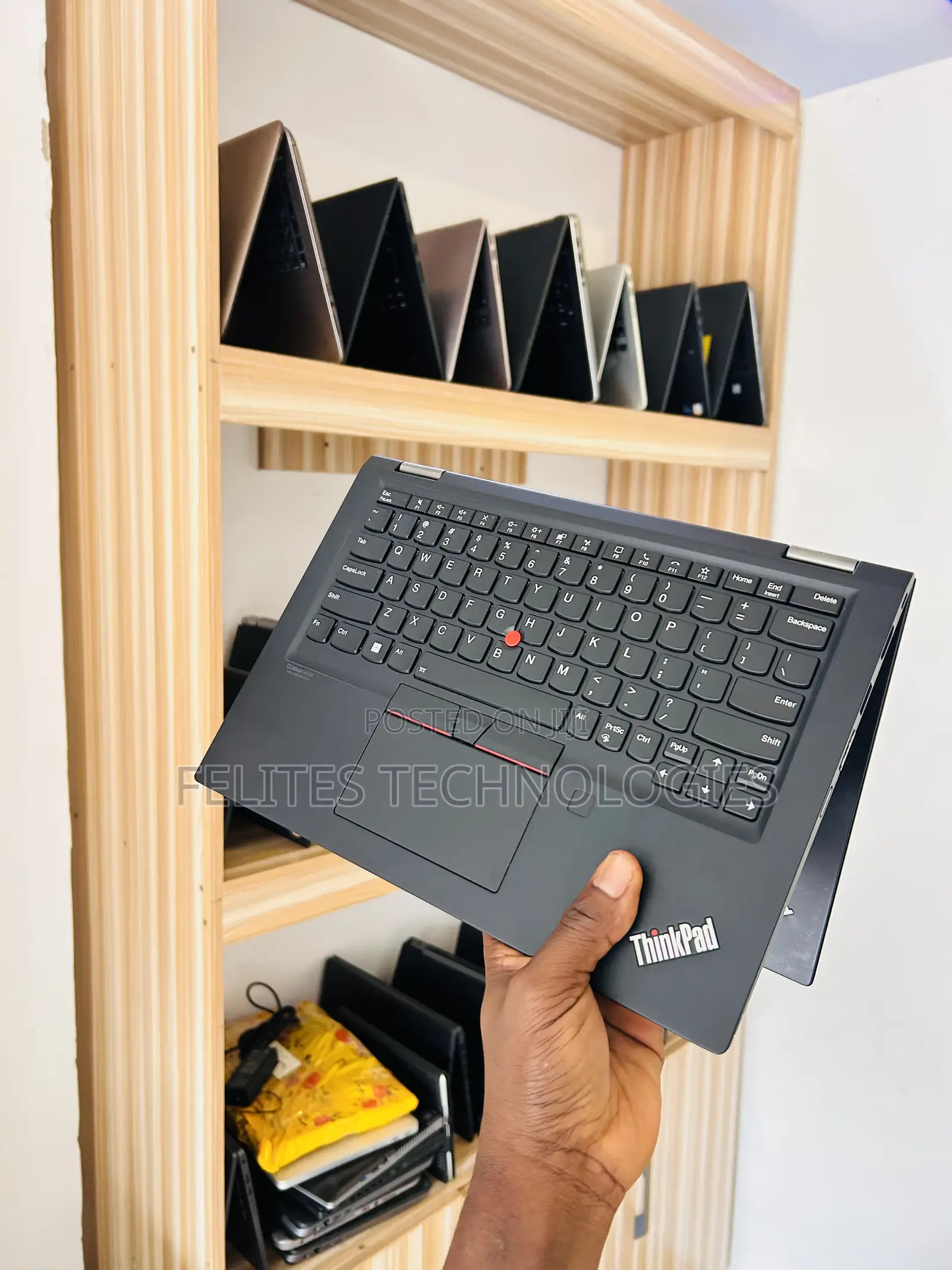 Laptop Lenovo ThinkPad x13 Yoga 8GB Intel Core i5 SSD 256GB