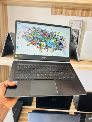 Laptop Acer Swift 14 8GB Intel Core i5 SSD 256GB