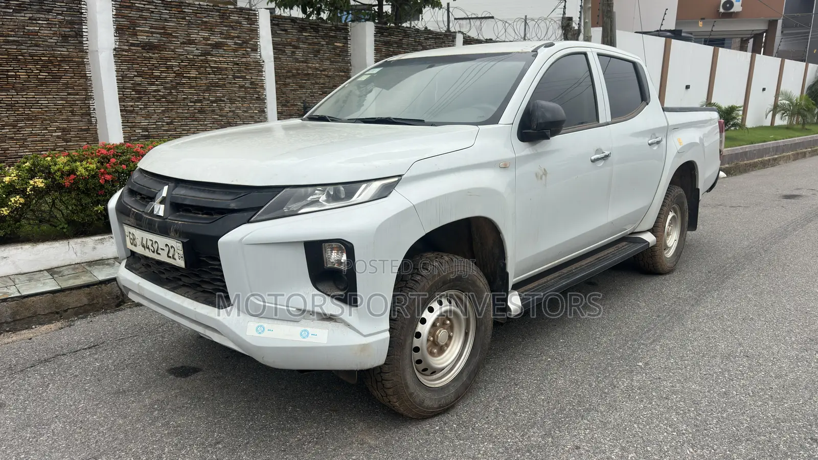 Mitsubishi L200 2022 White