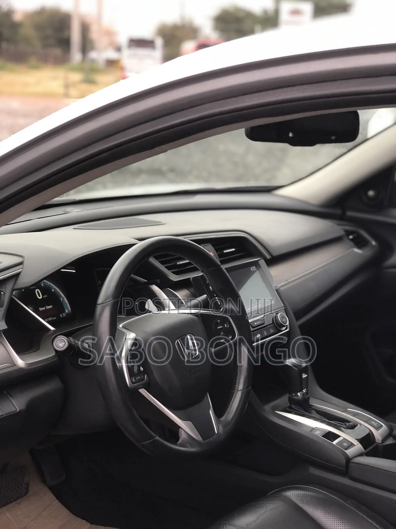 Honda Civic Touring 4dr Sedan (1.5L 4cyl) 2017 Silver
