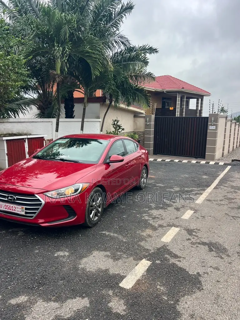 Hyundai Elantra 2018 Burgundy