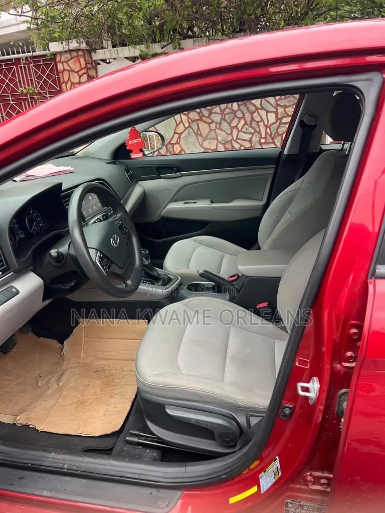 Hyundai Elantra 2018 Burgundy