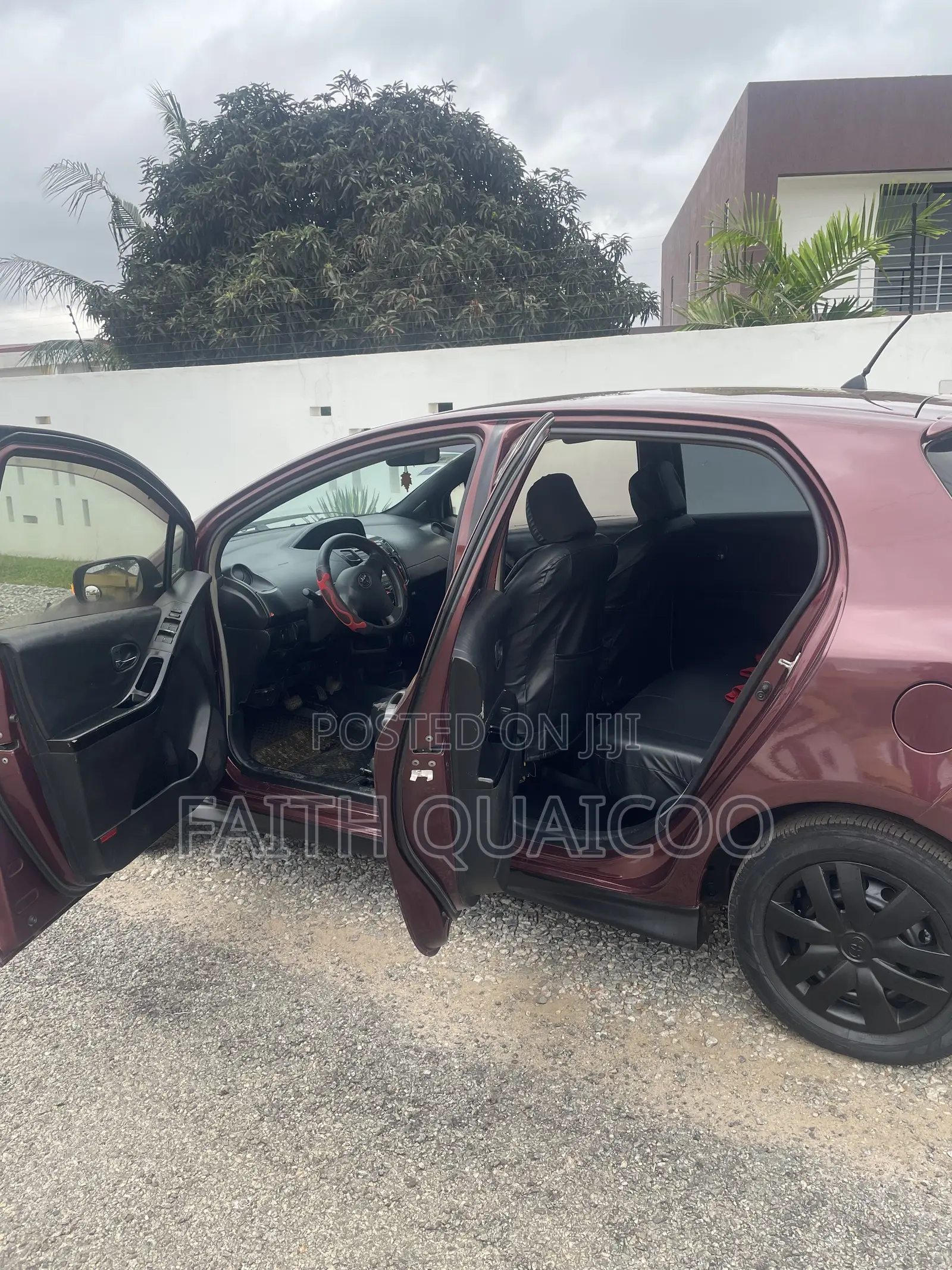 Toyota Vitz 1.3 FWD 5dr 2009 Burgundy