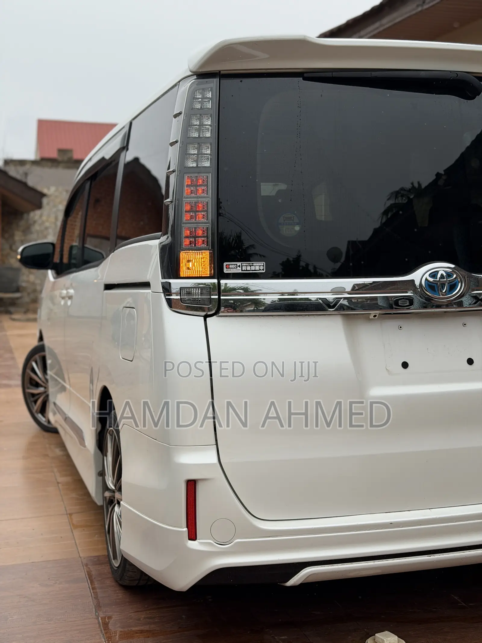 Toyota Voxy SV Premium 2014 White
