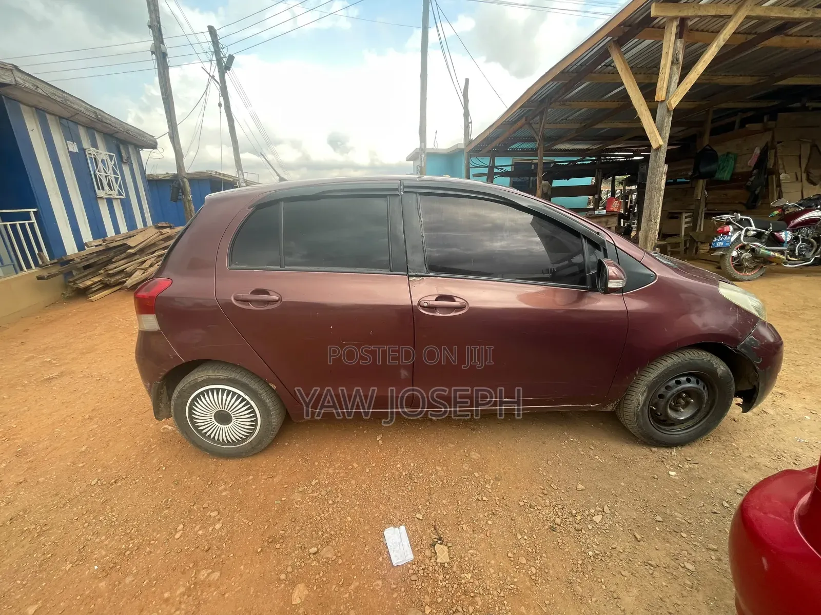Toyota Vitz 2010 Brown