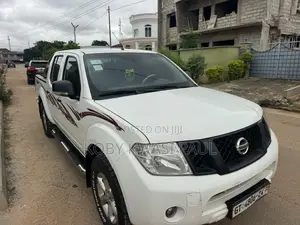 Nissan Navara 2014 White
