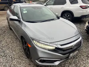 Honda Civic 2018 Silver