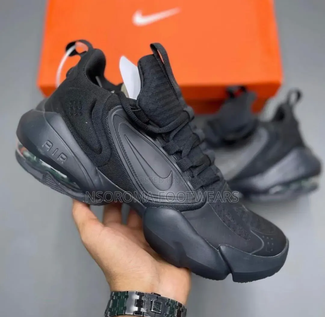 Nike Air Max Alpha Savage Sneakers