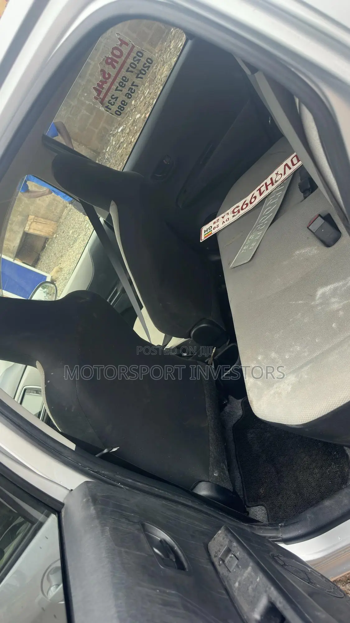 Toyota Vitz 1.5 FWD 5dr 2014 Silver