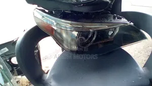 BMW E60 Headlight Charger N Non Charger